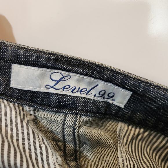 Level 99 Dark Wash Denim Back Slit Knee Length Straight Pencil Skirt Size 28 - Picture 10 of 13